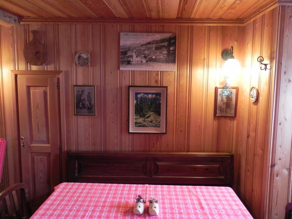 Le Vieux Rascard Chambres D'Hotes Champoluc Ngoại thất bức ảnh